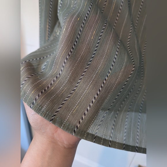 3/$20! Reset Boho Chiffon Blouse - Picture 7 of 10